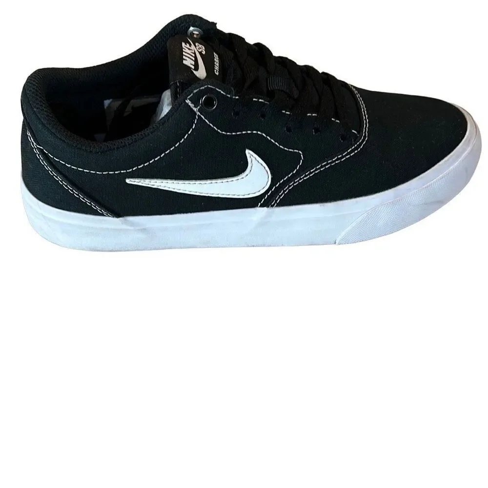 Nike SB Charge Size 6.5Y Black Canvas Sneakers